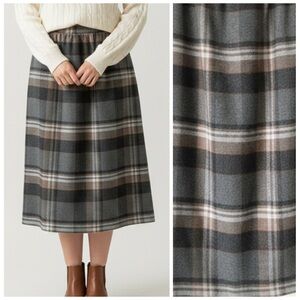 Wool Blend Gray Plaid Heritage A-Line Midi Skirt Vintage 80s Made in Japan Sz 14
